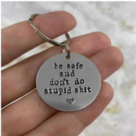New Don't Do Stupid Keychain, 1 Pc - Picture 4 of 9